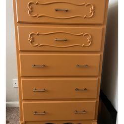Refurbished Gorgeous 5 Drawers 
