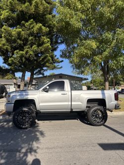 TIS wheels 22x12 on 35s (trades)
