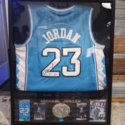 RARE MICHAEL JORDAN AUTOGRAPHED COLLEGE UNC JERSEY BECKETT & PSA AUTHENTICATED 