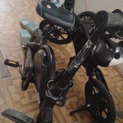 2 Working Jetson Pro Electric Bikes