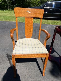 Wood chair