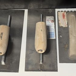 Lot of 3 Notched & Flat Masonry Trowels - VALLEY & Generic - Plaster, Tile Use

