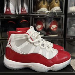 Cherry 11s Size 9 Men’s 9/10 Condition 