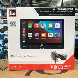 Dual 10" Screen Carplay Stereo