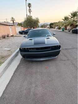 DODGE CHALLENGER 2012