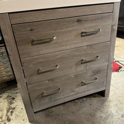 31 Inch White Washed Oak Bathroom Vanity With Sink And Backsplash 