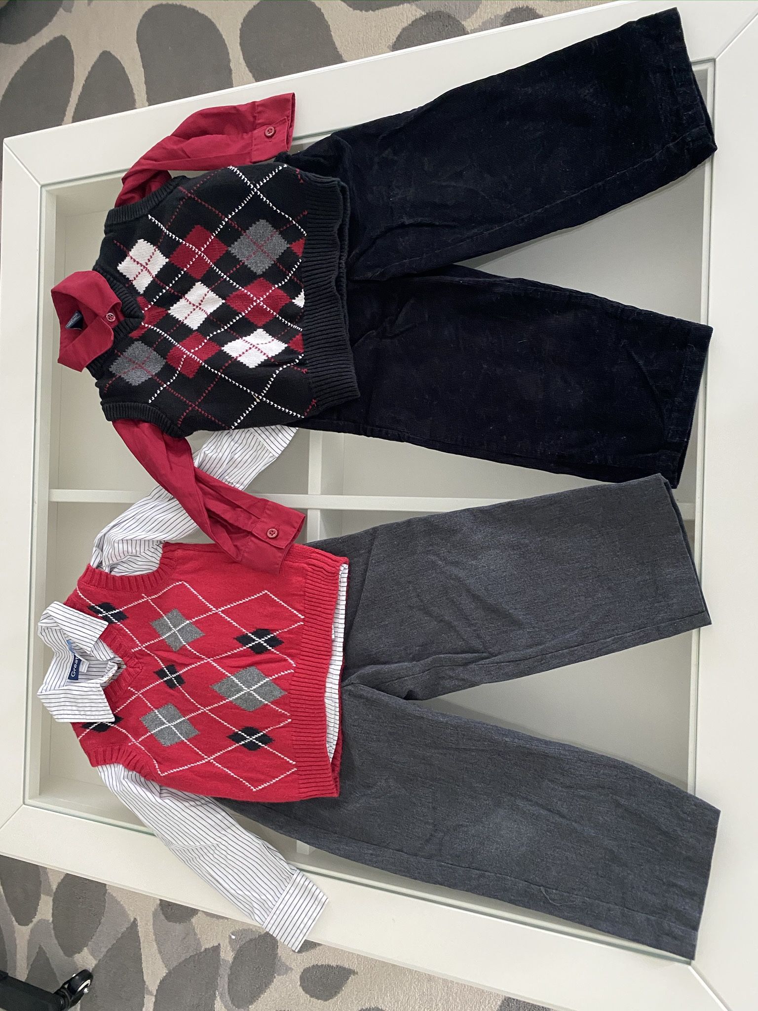 Boys Size 3t Sweater Vest Suits