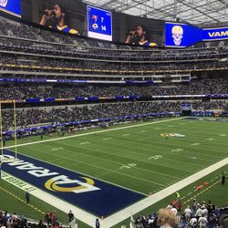 Rams vs Lions  Dec 14. 125pm Sunday Sofi  6 Seats Together