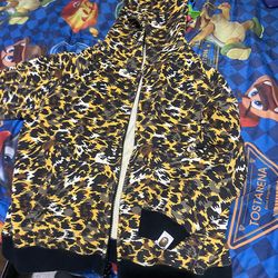 Kids Bape 130 (5-6yrs) Old