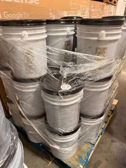 5 Gallon Bucket of Laundry Detergent