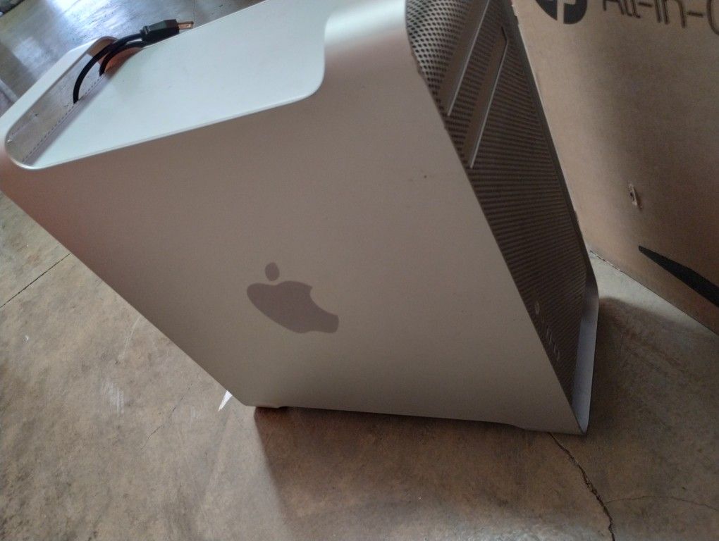 Apple 2008 MacPro