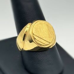10k solid yellow gold Oval Signet Brushed finish ring sz 10.75
