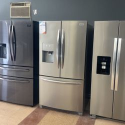 Frigidaire Gallery Bottom Freezer Refrigerator 