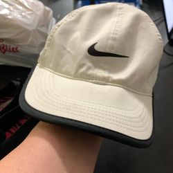 Small Nike Dry Fit Golf Baseball Hat