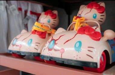 Universal Studios Hello Kitty Chucky Car Popcorn Bucket Halloween Horror NEW