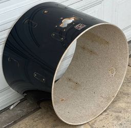 Vintage Tama Swingstar 22" Bass Drum Shell Black