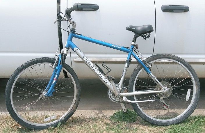 Vtg Schwinn Men's Suburban Alx 26 21 Speed Hybrid Bike