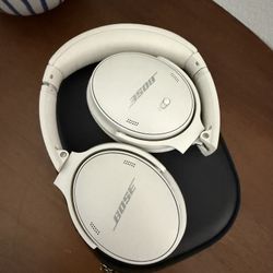 Bose QuietComfort 45 Wireless Bluetooth Noise-Cancelling Headphones 