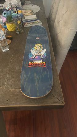 Hook-ups Skateboard