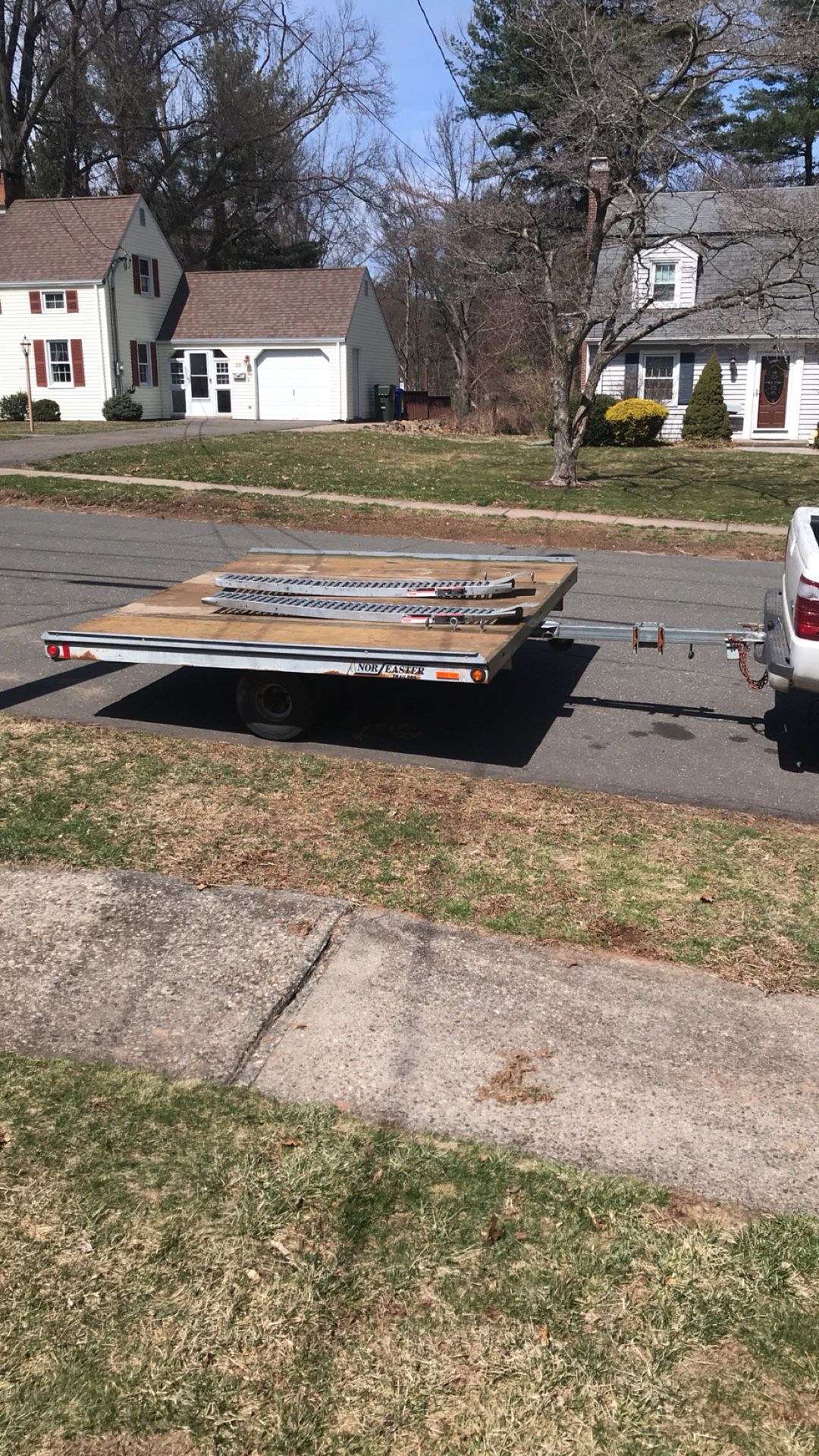 8ft wide by 6 ft aluminum trailer