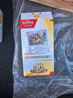 Pokemon 30th Celebration Knock Out Collection - ME: 30th Celebration (30C)