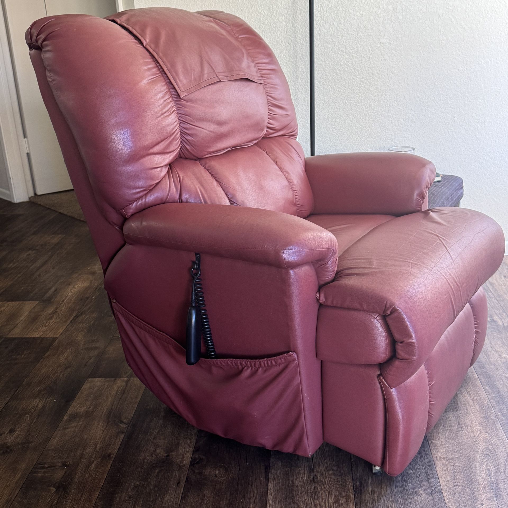 Power Lift Recliner 
