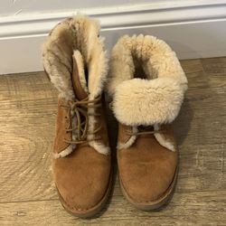 Women’s Uggs 7