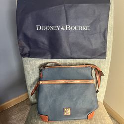 Dooney & Burke Purse With Storage Bag