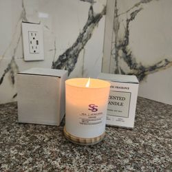 2 CANDLES  Lavander, ROSES, CHAMPAGNE 