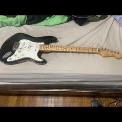 $800, Fender Stratocaster Electric Guitar 