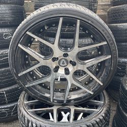  3 Wheels CAPRI LUXURY C0136 5x120 22x10.5+40 POLISH/BLACK