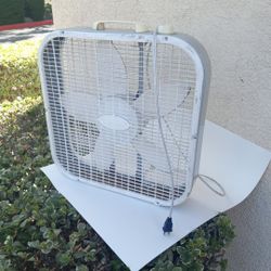 Lasko Window Fan