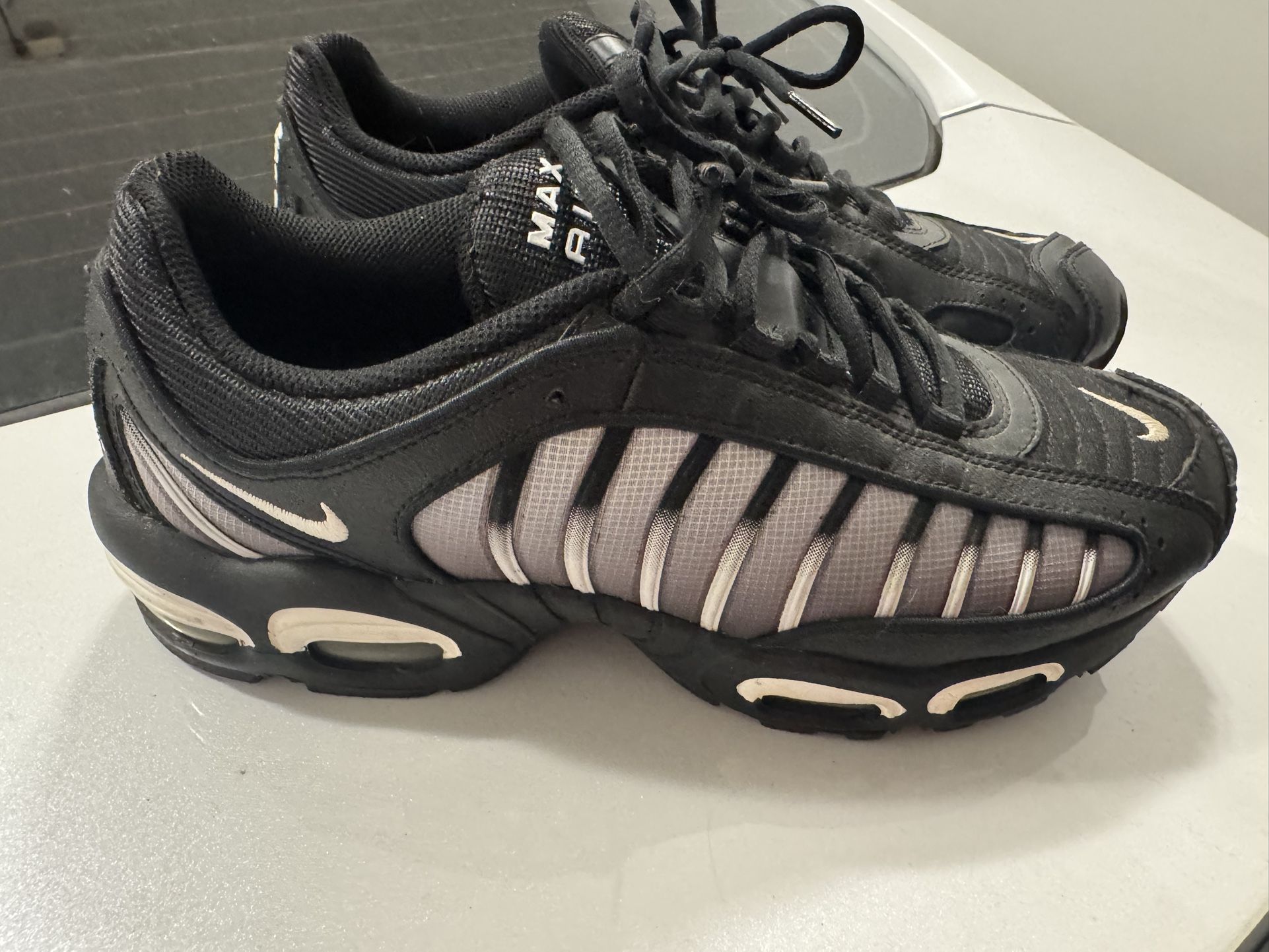 Nike Air max Tail Wind 4