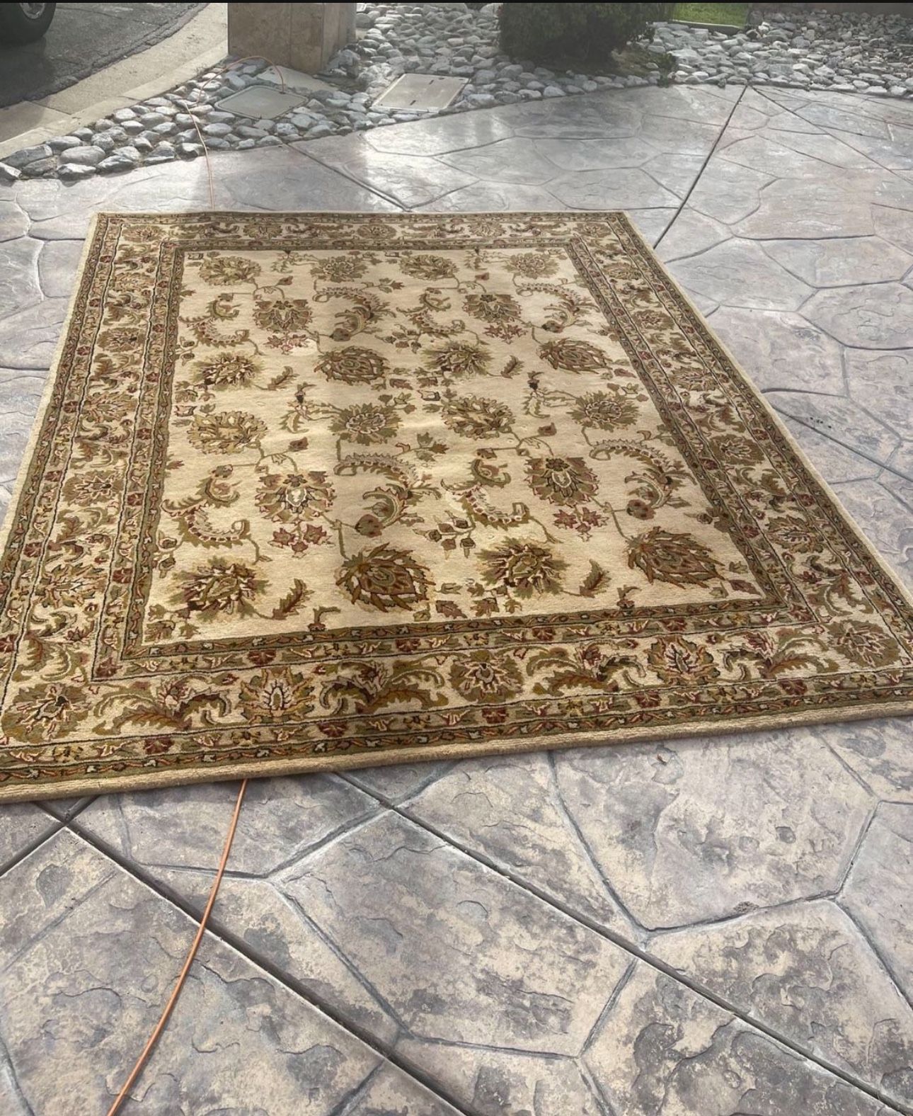 Kingsley House Collection Rectangular Wool Area Rug 8'x 10'