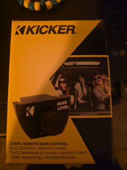 Kicker amplifier bass knob