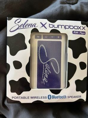 Selena Bumpboxx Retro Pager Speaker
