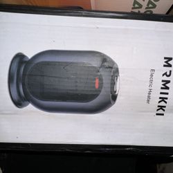 Small Space Heater, 90° Oscillating Electric Heater for Home Office, 12h Timer Portable Personal Heater PTC Rapid Heater Quick Safety Heating for Adul