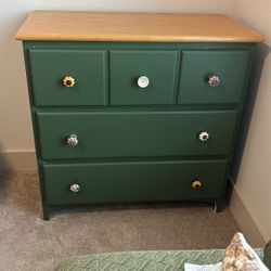 Dresser with Anthropologie Knobs
