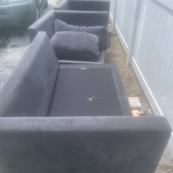 3 Sectional Suede Couch 