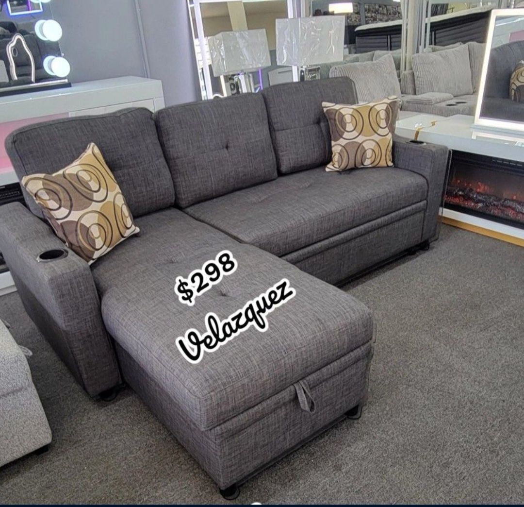 ✅️✅️Convertible Sectional Reversible Convertible Sectional W/Cup Holders & Storage✅️✅️