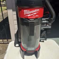 Milwaukee Backpack Vacuum