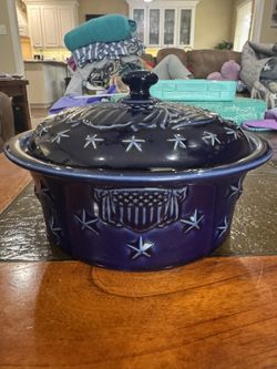 Longaberger Pottery Cobalt Blue Casserole dish