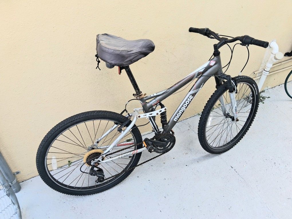 mongoose bicicleta 26 bike needs new gears replaced