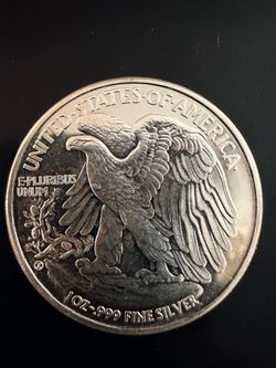 1 oz .999 fine silver round