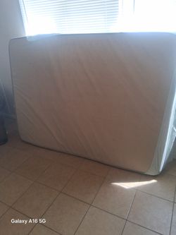 Queen Serta Matress With Frame