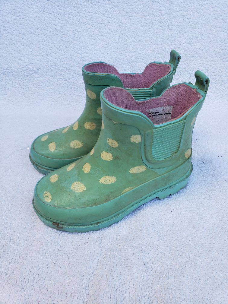 Rain boots kids size 7/8