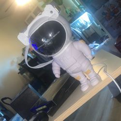 Mooyran Colorful Astronaut Galaxy Projector