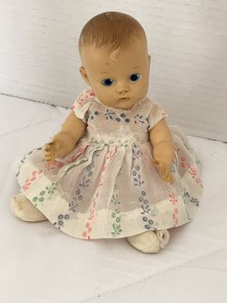 Vogue Ginnette Painted Eyes Doll