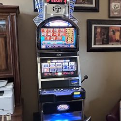 Vintage slot machine - Bally “”Pair Em Up”