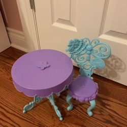 Chairs For Dolls